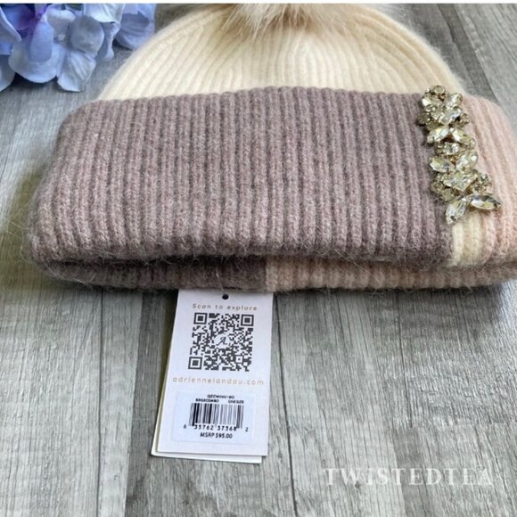 NWT GORGEOUS embellished winter Christmas holiday hat by Adrienne Landau pom - Picture 7 of 8